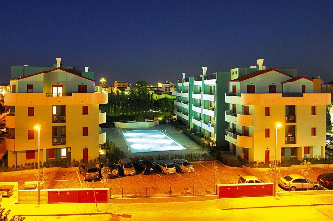Apartment In Caorle With Heating Exterior foto